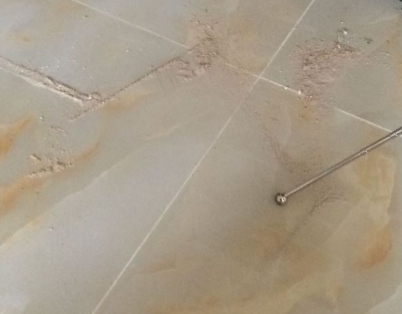 芦淞瓷砖空鼓维修公司分享粘合剂选择不当在瓷砖铺贴过程中可能导致以下问题