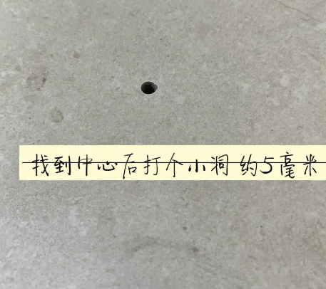 芦淞瓷砖空鼓维修公司专业解答在瓷砖铺贴过程中，如果砂料搅拌不均匀，将会带来以下问题